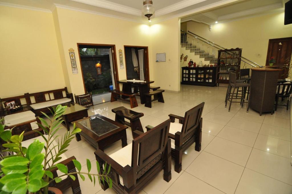 Omah Semar Homestay Yogyakarta Esterno foto
